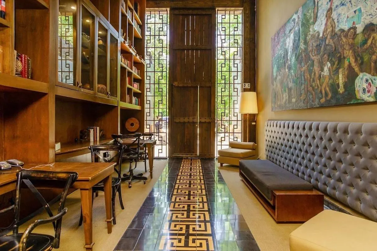 Luxurious Oasis Jacuzzi With Art Gallery And Pool Tulum
